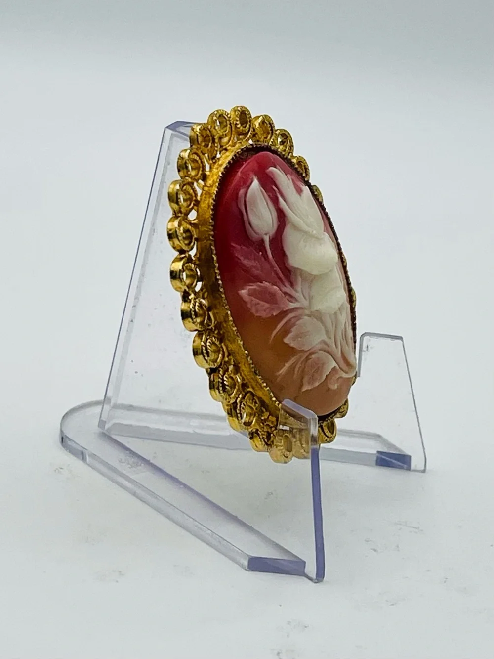 Vintage Gold Tone Ornate Floral Cameo Scarf Clip Brooch Estate Pc